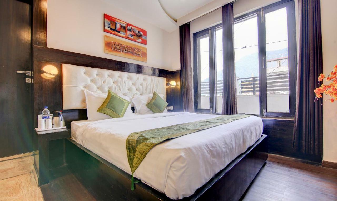 Lavish Inn Дхарамсала Екстериор снимка