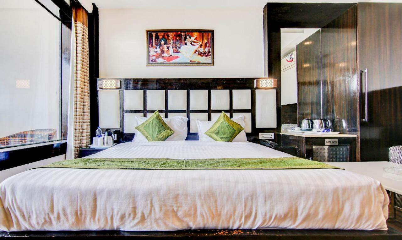 Lavish Inn Дхарамсала Екстериор снимка