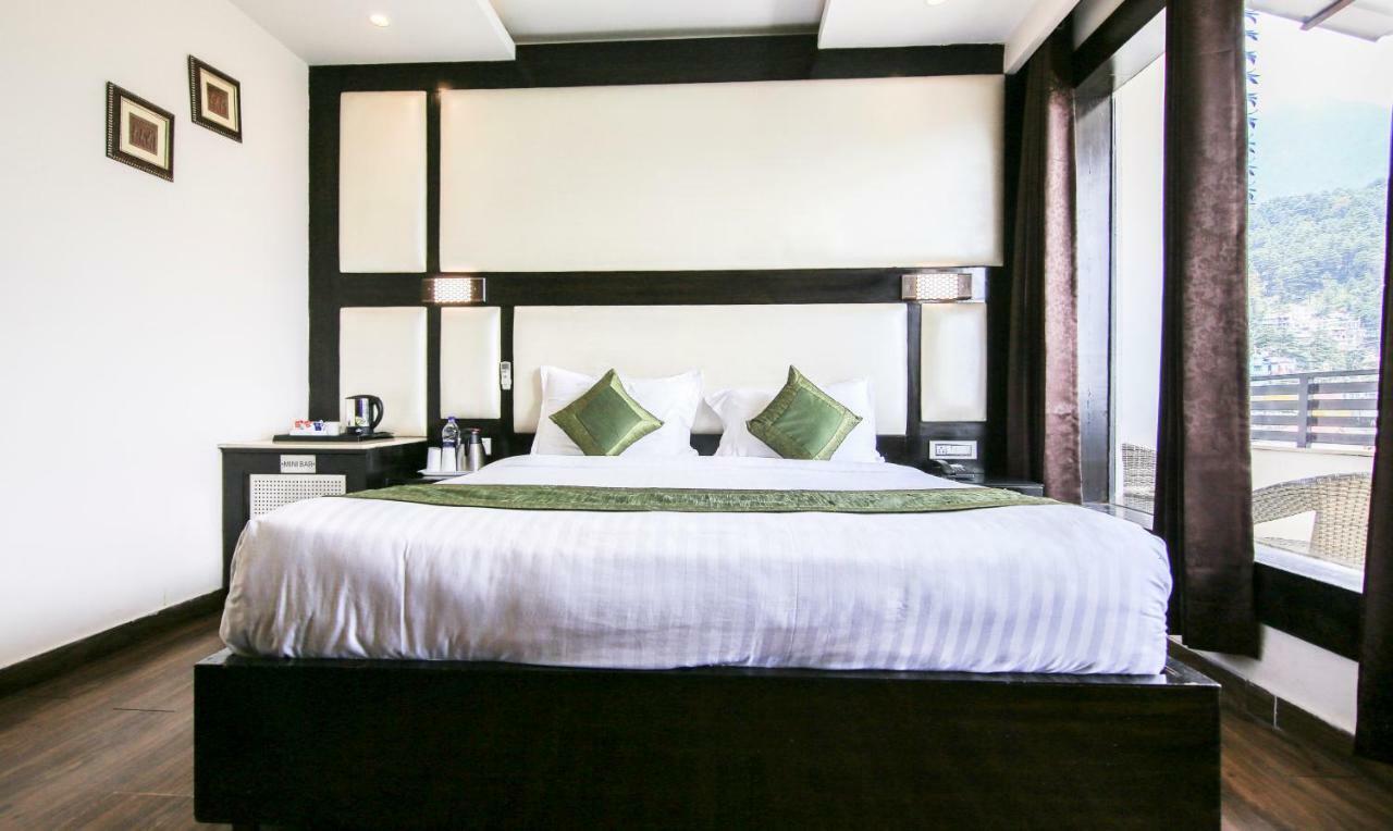 Lavish Inn Дхарамсала Екстериор снимка